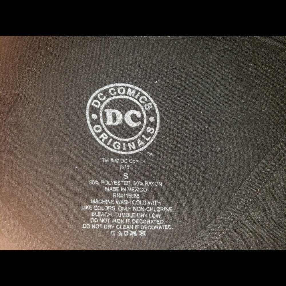 DC Flash Comics Shirt - Picture 3 of 3